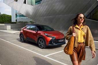 Sestavte si Toyotu C-HR